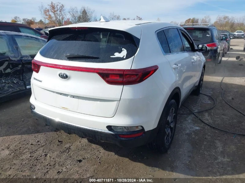 Kia Sportage 2.4L I-4 DI, DOHC, VVT, 181HP Front Wheel Drive, снимка 8 - Автомобили и джипове - 48132649