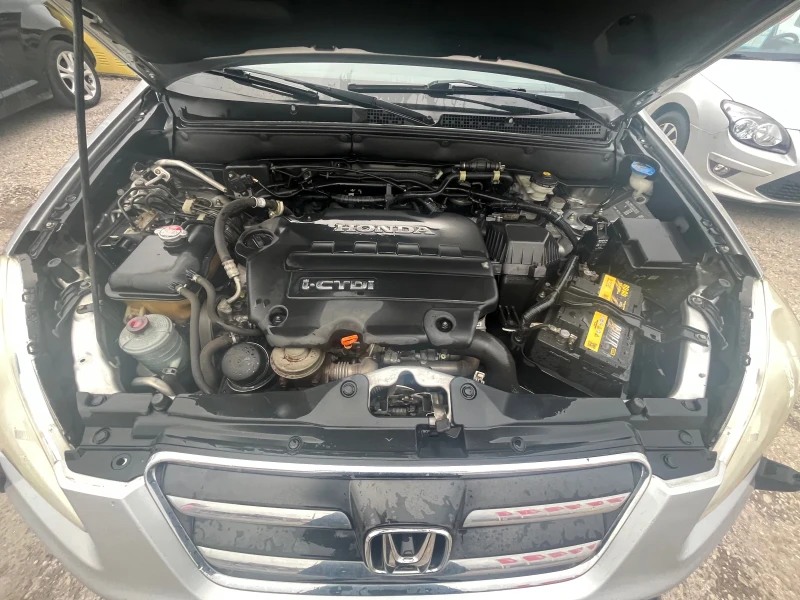 Honda Cr-v 2.2 D, снимка 11 - Автомобили и джипове - 48322958