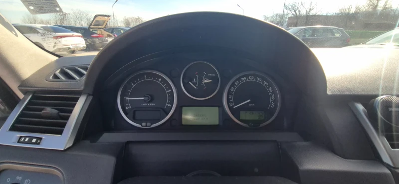 Land Rover Range Rover Sport 2.7HSE/SPORT/PANO/PODGREV/MAXX FULL, снимка 10 - Автомобили и джипове - 53482673