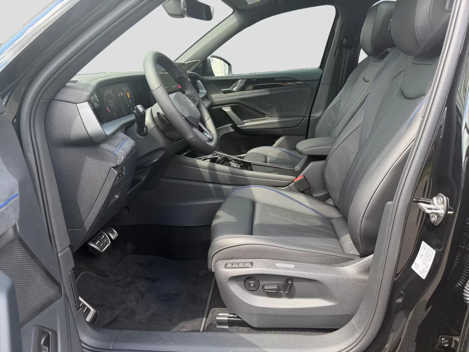 VW Tayron 2.0TSI/R-LINE/265HP/4M/DSG/7S./PANO/360/AMBI/518f - изображение 5