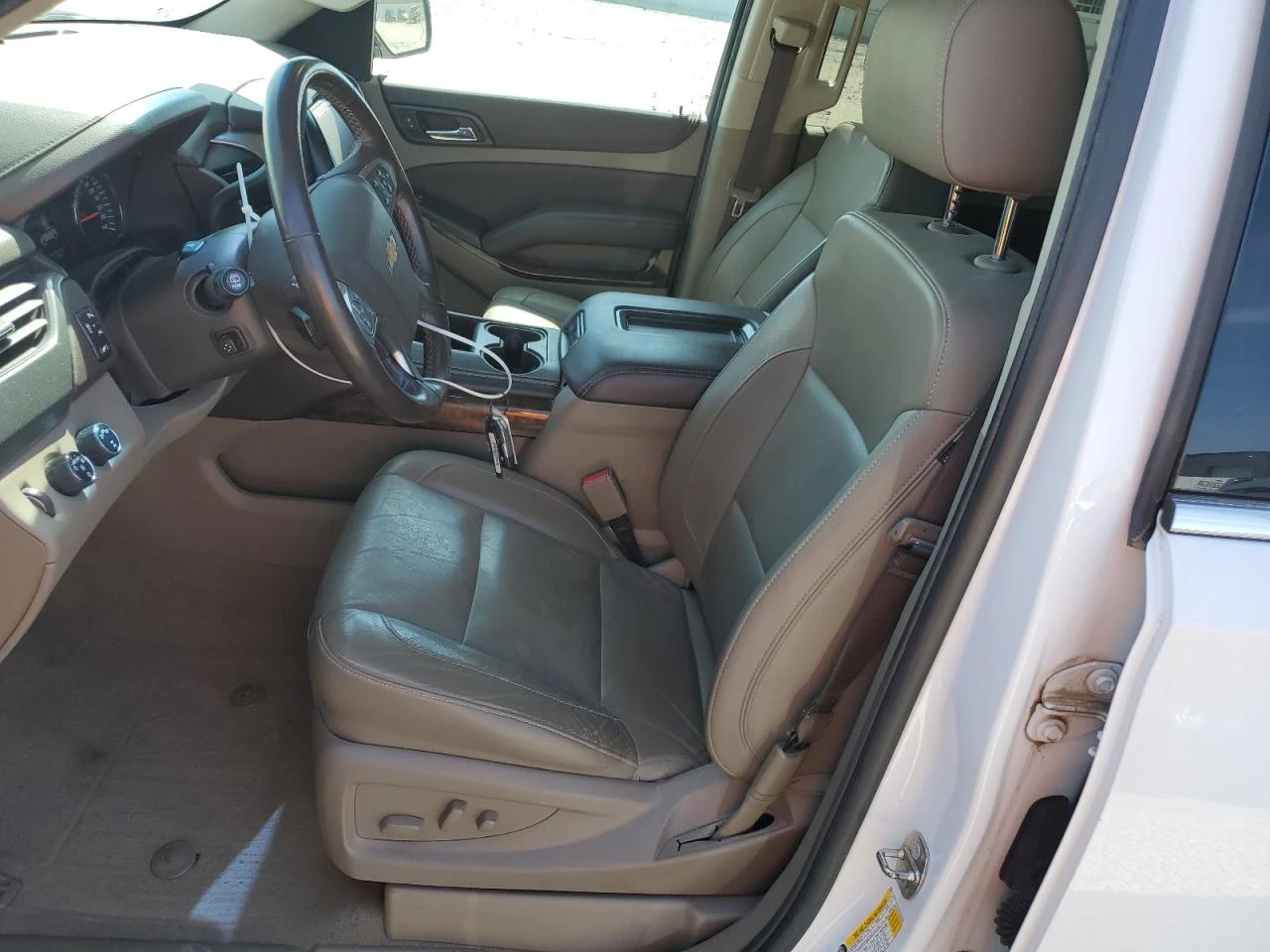 Chevrolet Suburban  K1500 LT/градушка - изображение 7