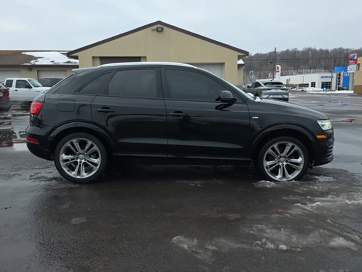 Audi Q3 2.0T Premium * ��������� ����*  | Mobile.bg � ����������� 4
