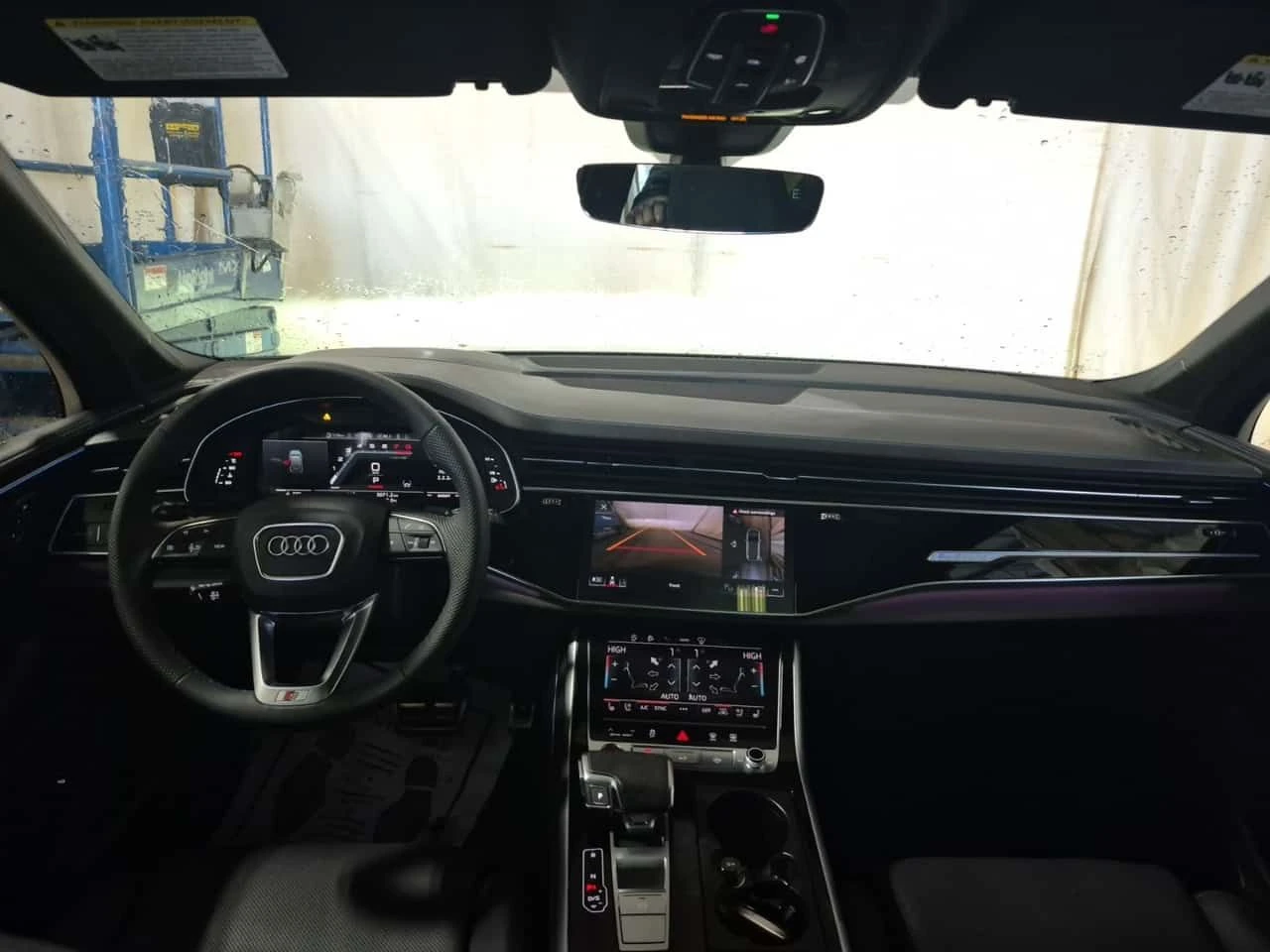 Audi SQ7  | Premium Plus | S-line |  CARFAX - изображение 10