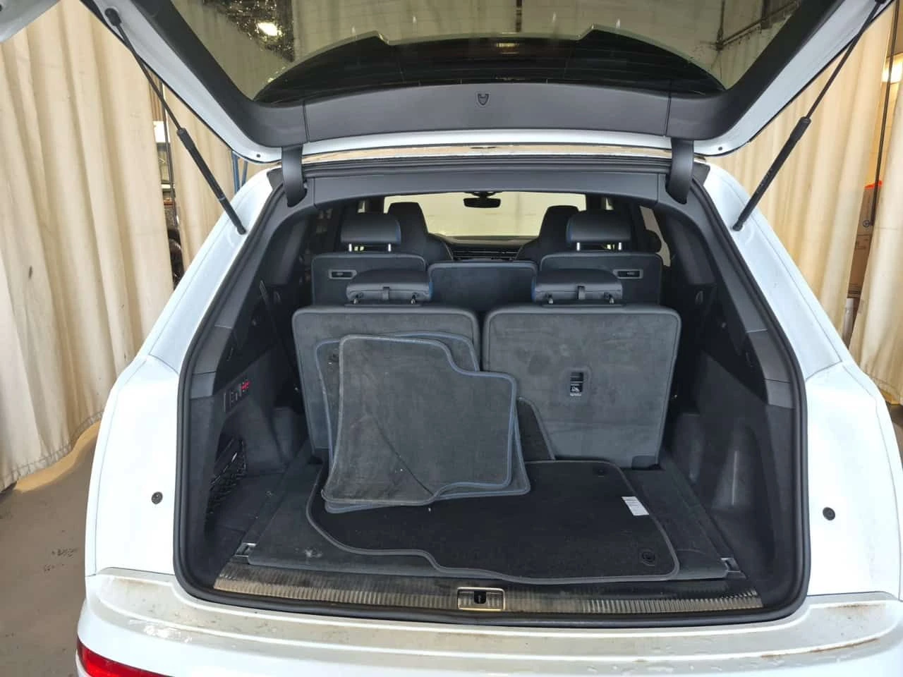 Audi SQ7  | Premium Plus | S-line |  CARFAX | Mobile.bg � ����������� 14