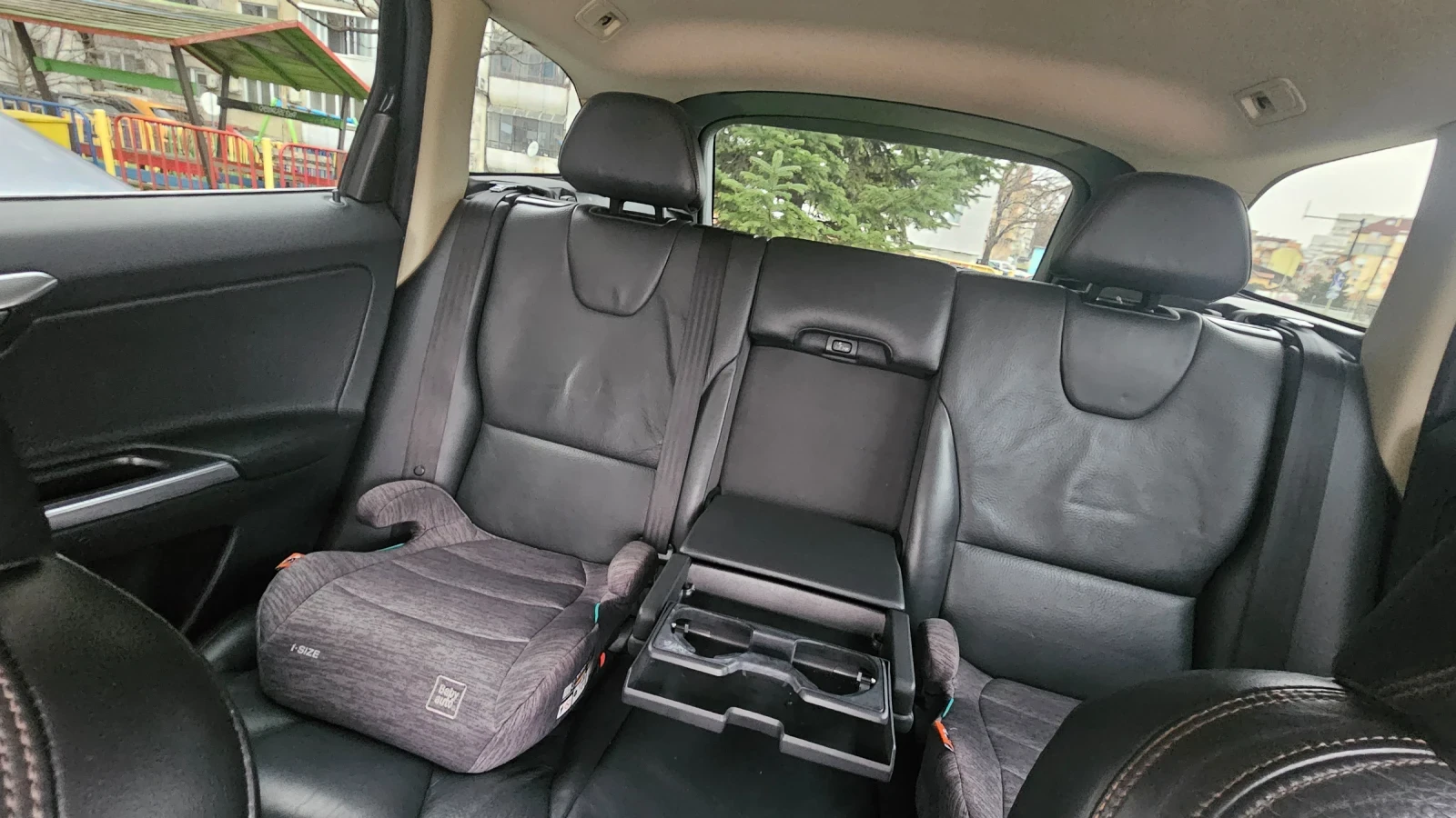 Volvo XC60, снимка 12 - Автомобили и джипове - 53934493