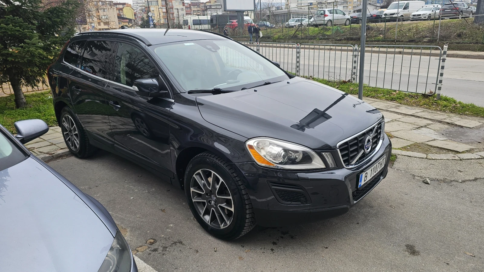 Volvo XC60, снимка 2 - Автомобили и джипове - 53934493