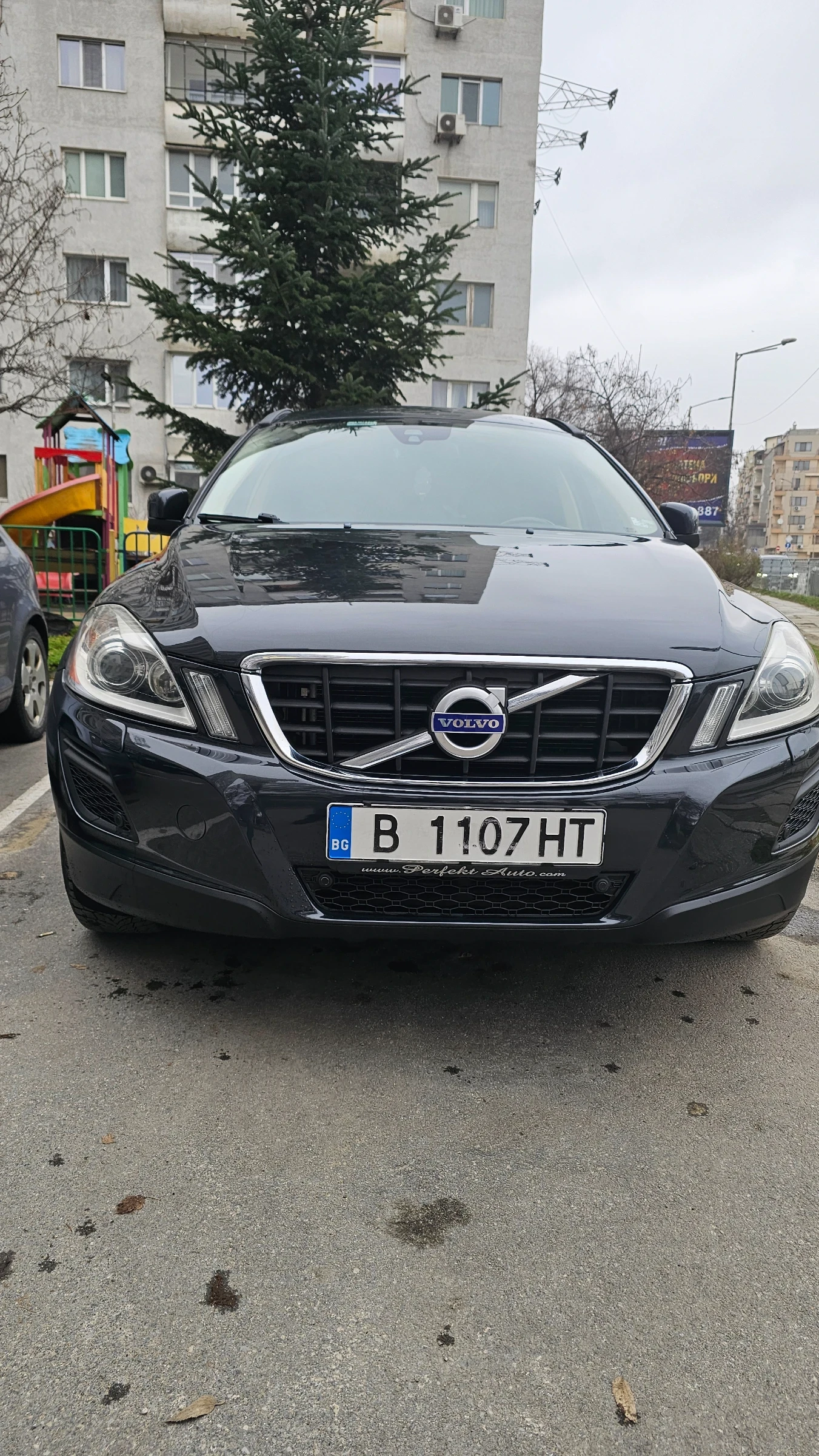 Volvo XC60, снимка 8 - Автомобили и джипове - 53934493