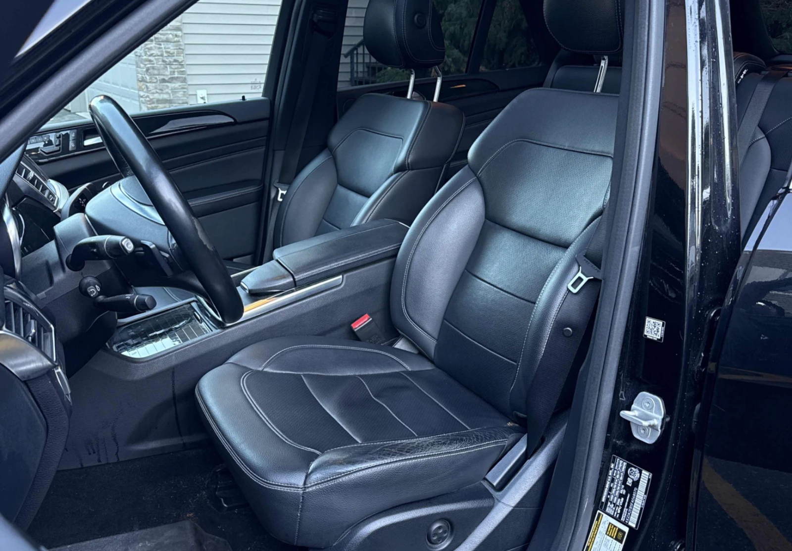 Mercedes-Benz ML 350 BlueTEC* 4MATIC* AMG* Airmatic* Keyless , снимка 15 - Автомобили и джипове - 54001526