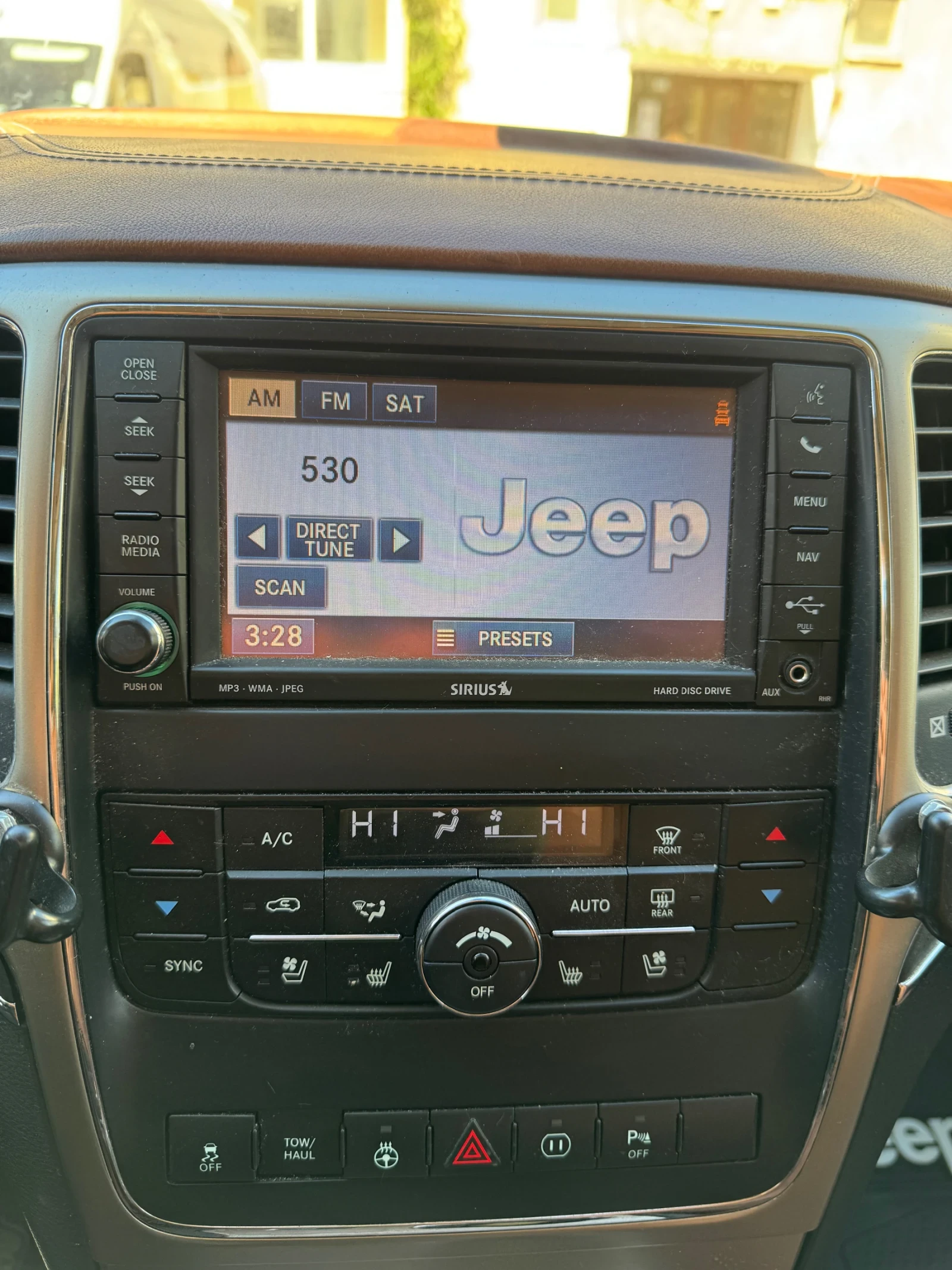 Jeep Grand cherokee 5.7 hemi overland, снимка 12 - Автомобили и джипове - 54141467