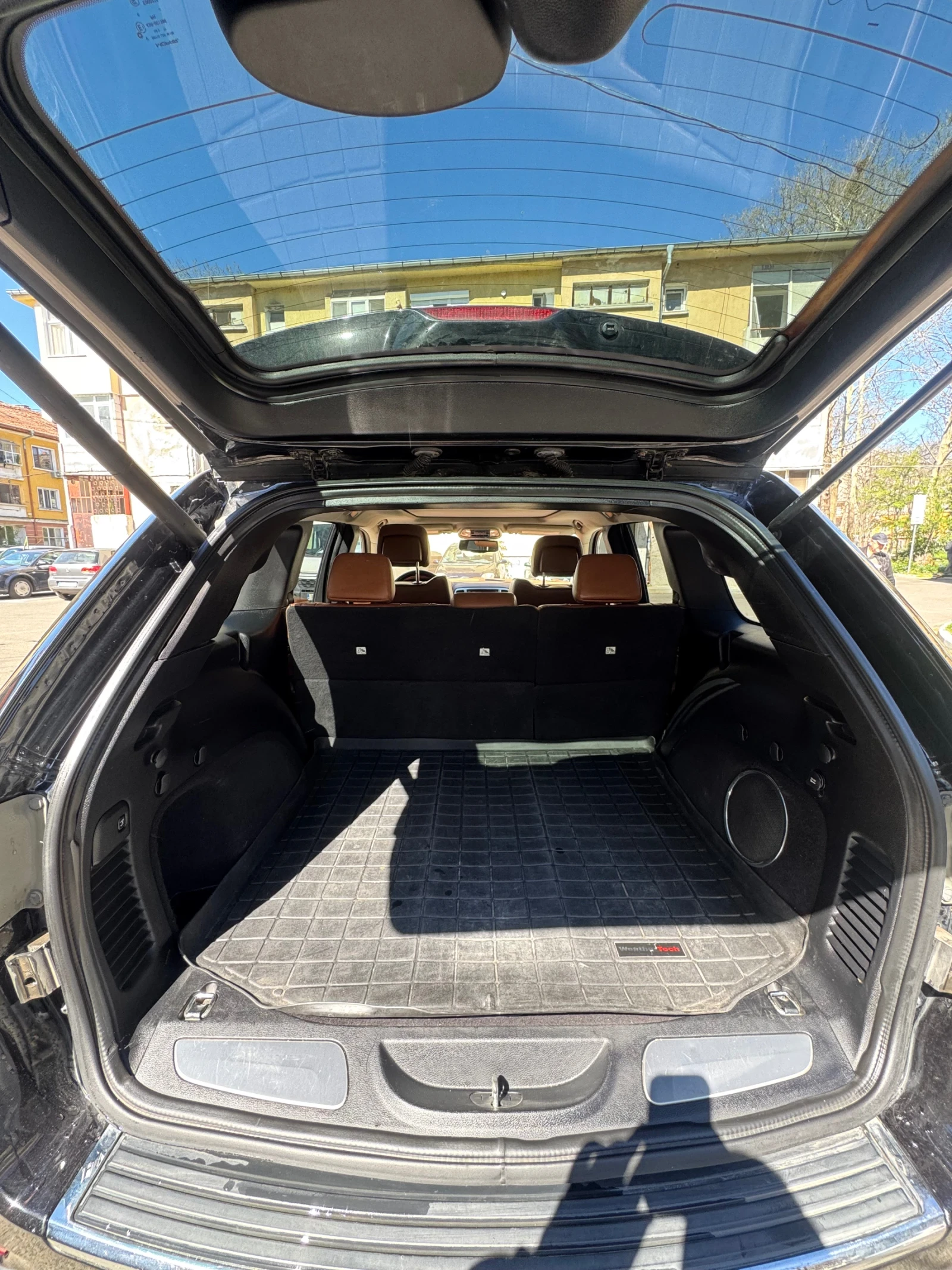 Jeep Grand cherokee 5.7 hemi overland, снимка 14 - Автомобили и джипове - 54141467