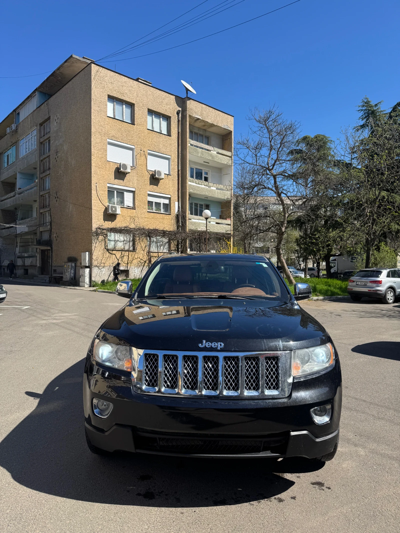 Jeep Grand cherokee 5.7 hemi overland, снимка 2 - Автомобили и джипове - 54141467