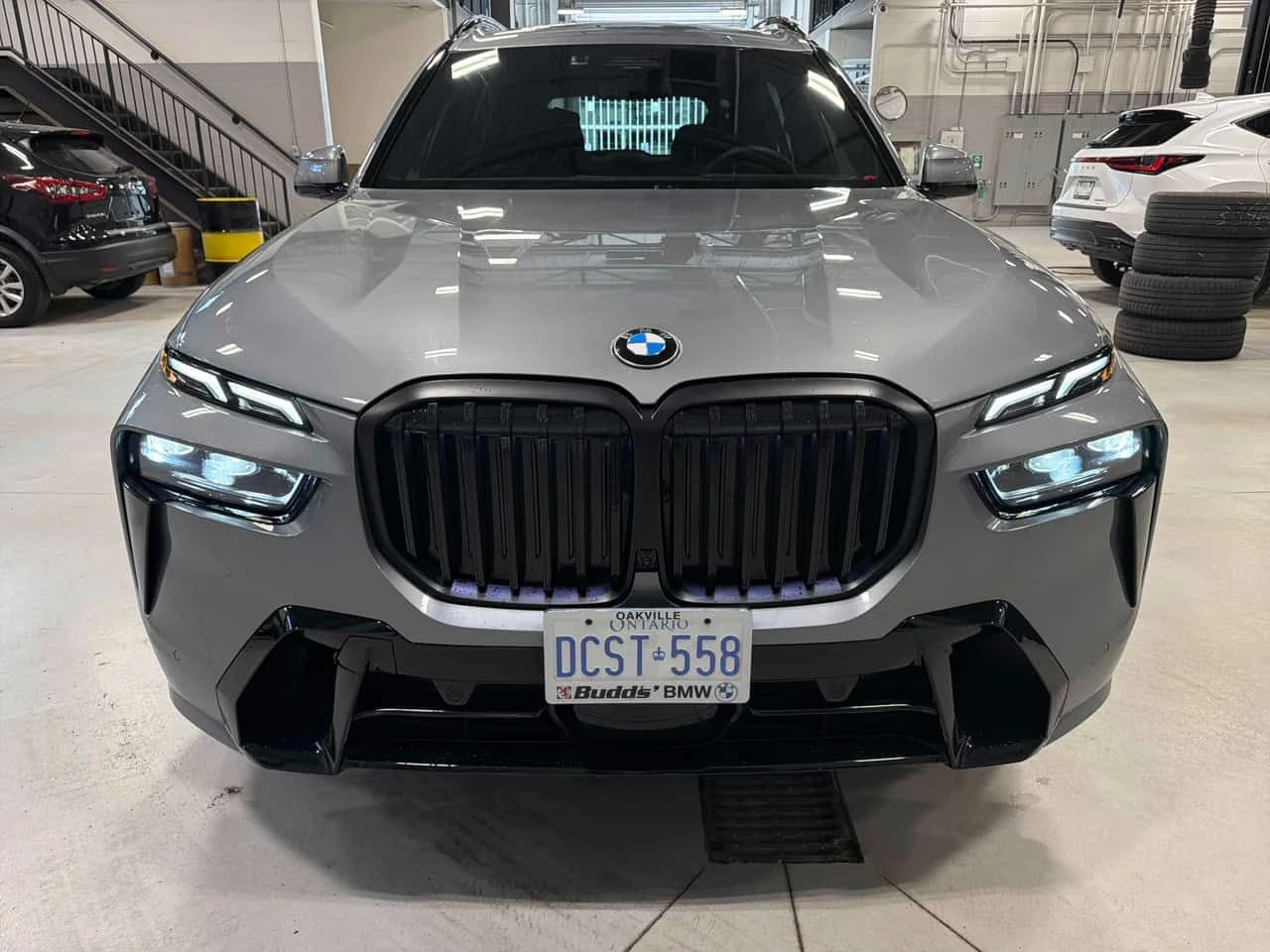 BMW X7 * xDrive40i * БЕЗ ЗАБЕЛЕЖКИ * ОТ ПРЕДСТАВИТЕЛСТВО, снимка 2 - Автомобили и джипове - 54774982