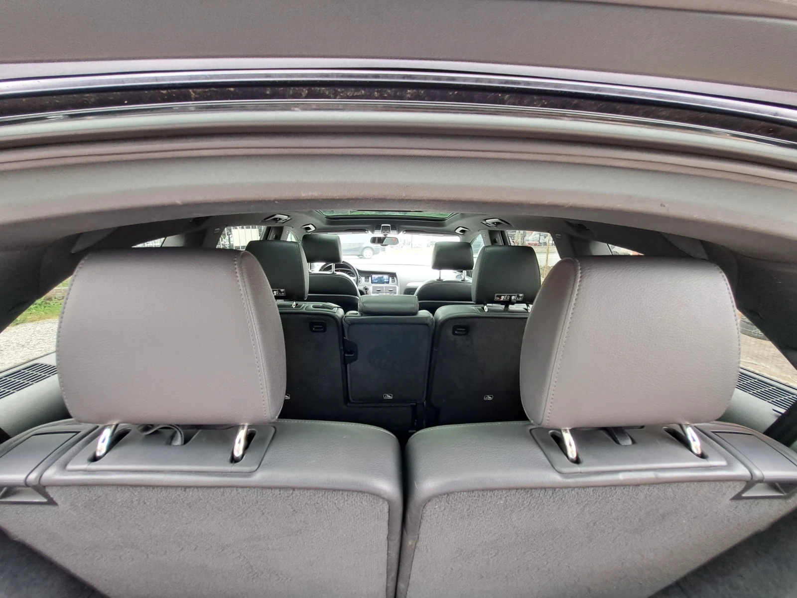 Audi Q7 3.0TDI S-LINE 4x4 - 7места, снимка 12 - Автомобили и джипове - 54777751