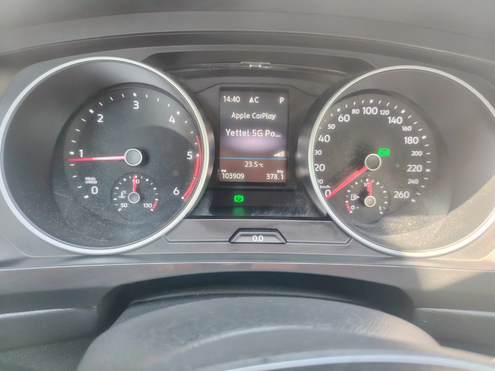 VW Tiguan 2.0 TDI 100�.�� 4�4 | Mobile.bg � ����������� 9