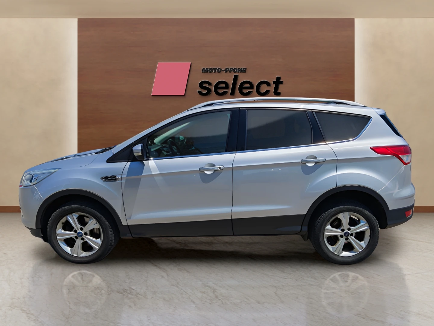 Ford Kuga 2.0 TDCi, снимка 9 - Автомобили и джипове - 54963717