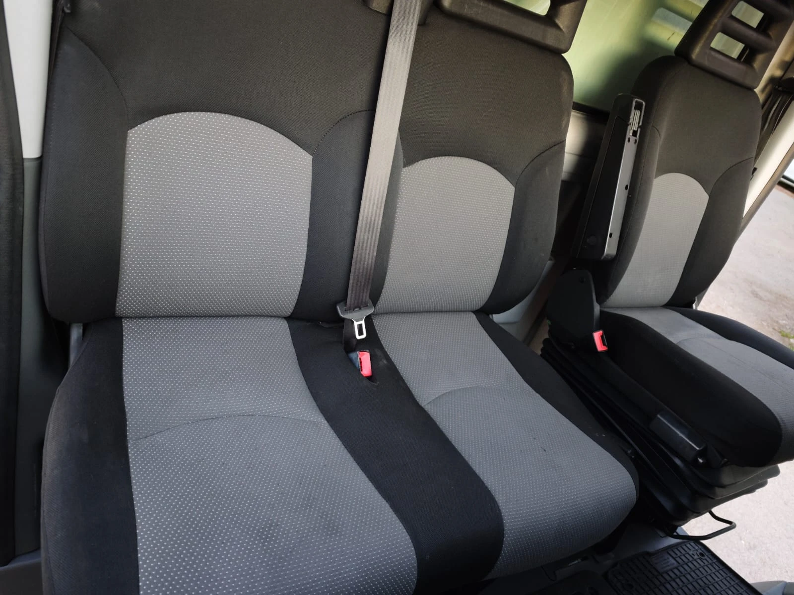 Iveco Daily 35C15, снимка 9 - Бусове и автобуси - 55730616