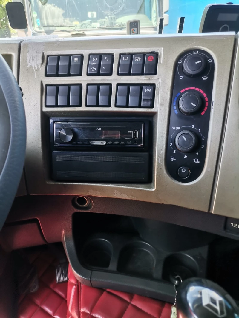 Renault Premium, снимка 13 - Камиони - 50364108