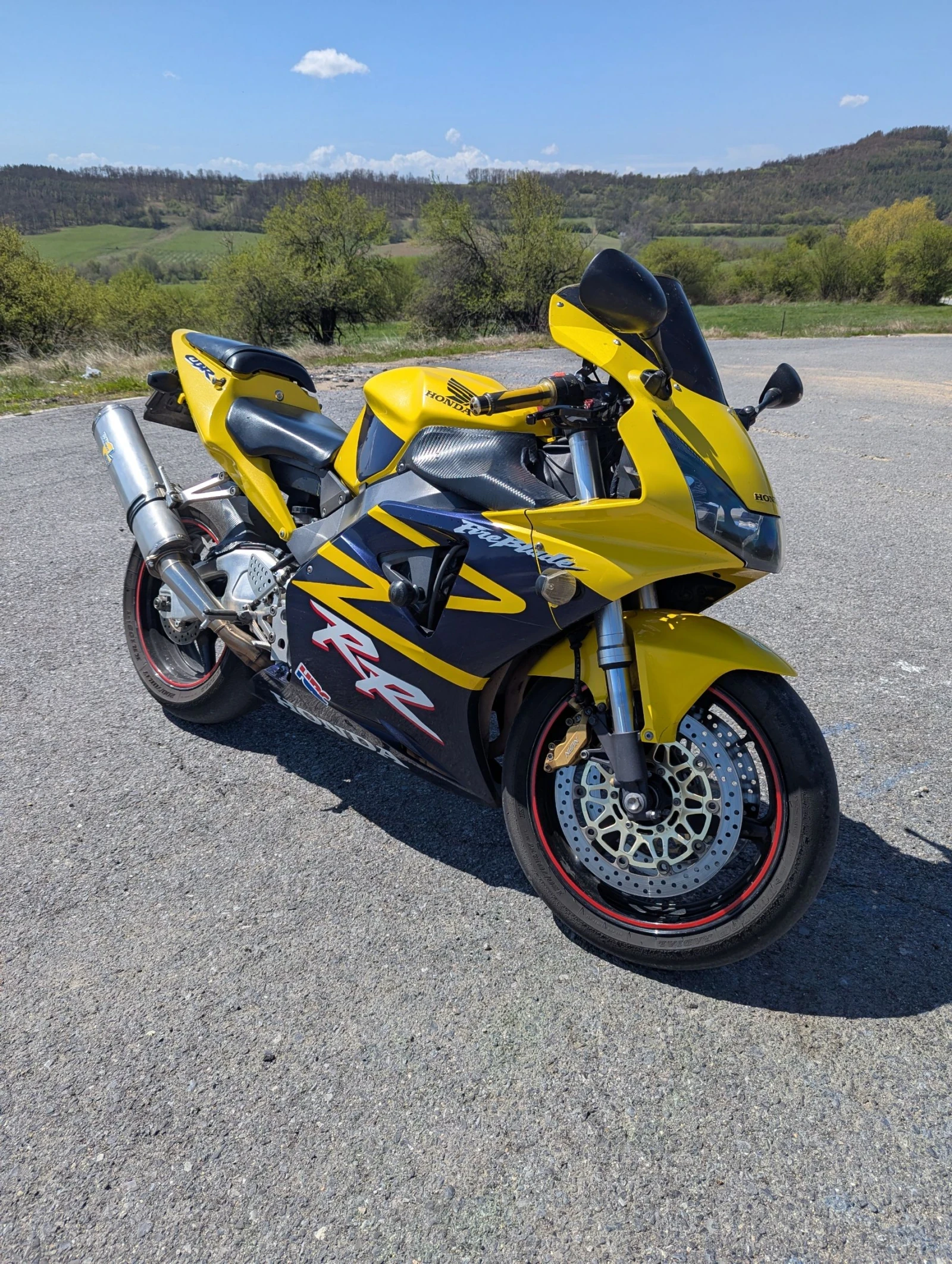 Honda Cbr 954 - изображение 2