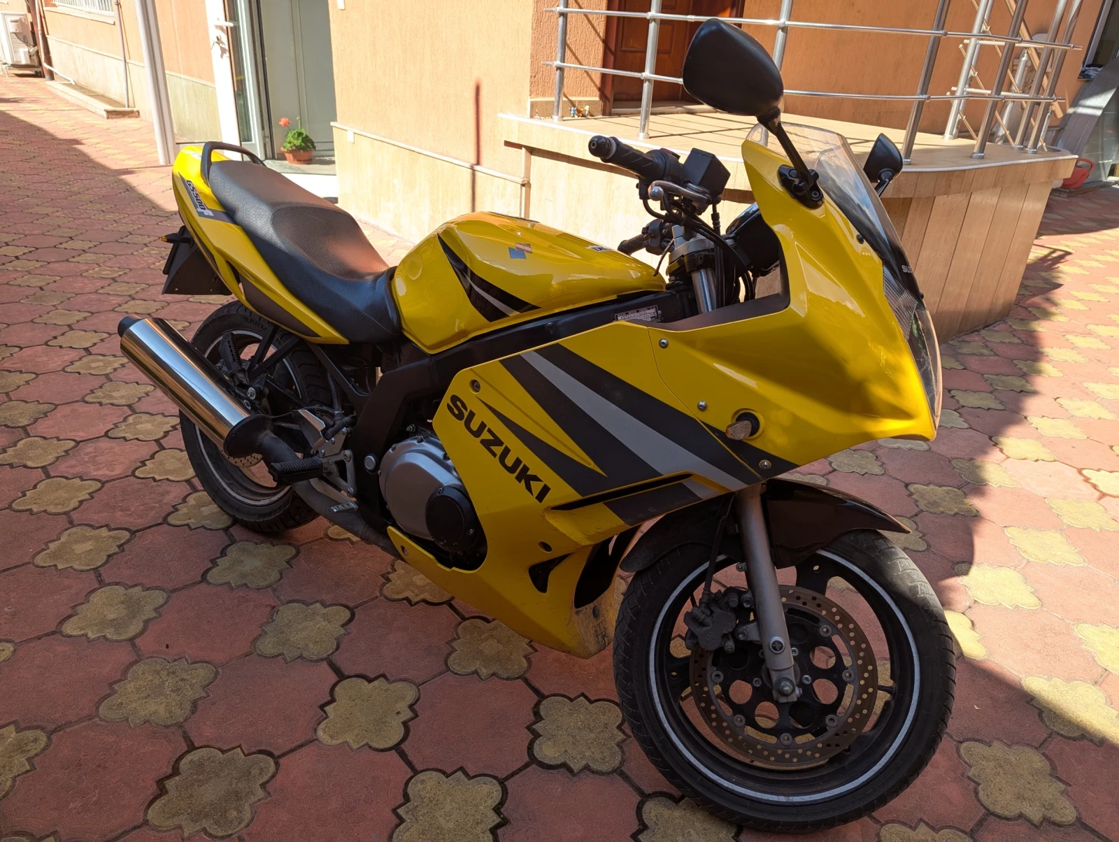 Suzuki Gs 500F   ПЕРФЕКТЕН!!!  А2, снимка 2 - Мотоциклети и мототехника - 53734376