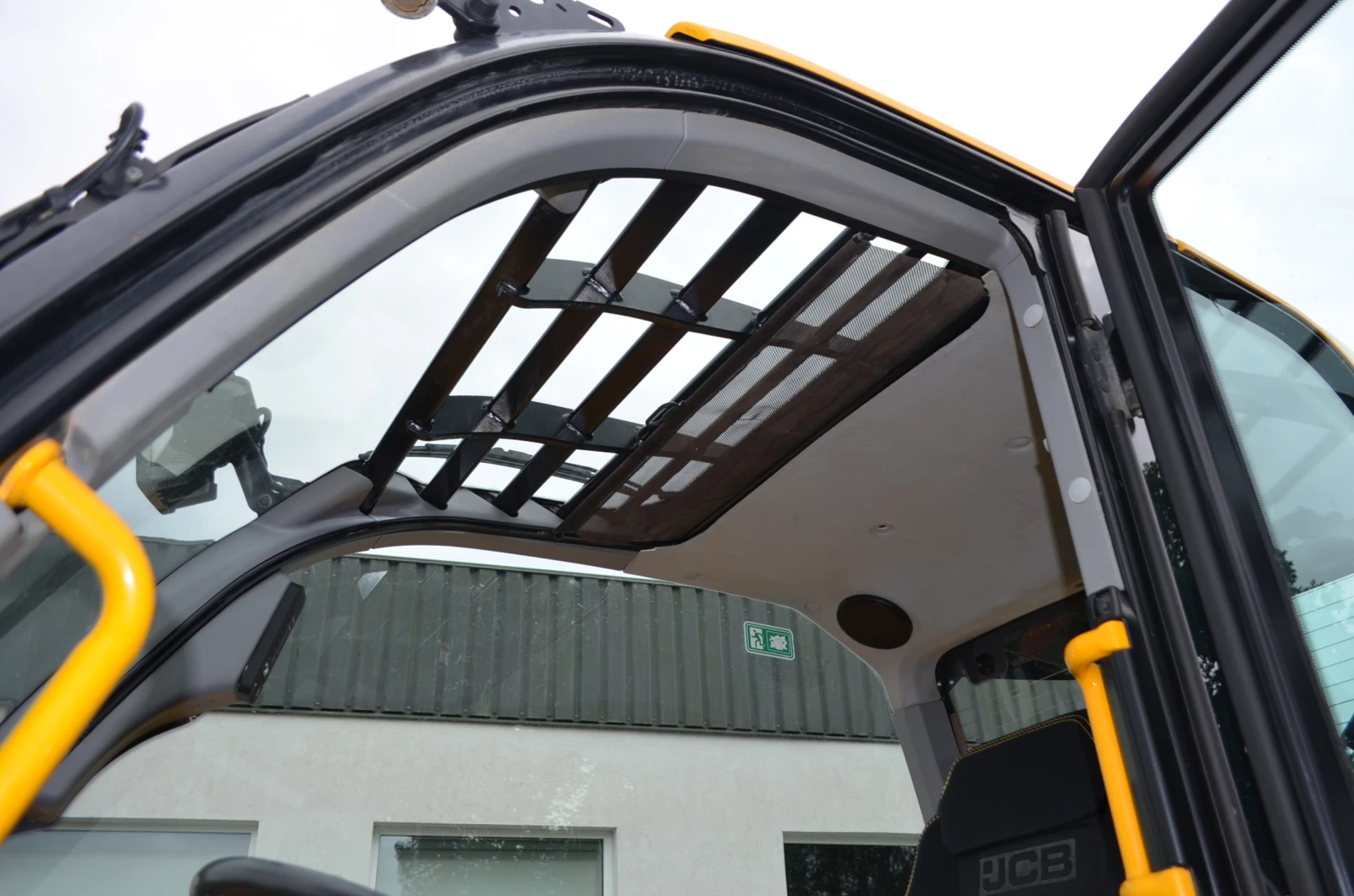 Телескопичен товарач JCB  532-70 ОЧАКВАН ВНОС, снимка 9 - Селскостопанска техника - 55952337
