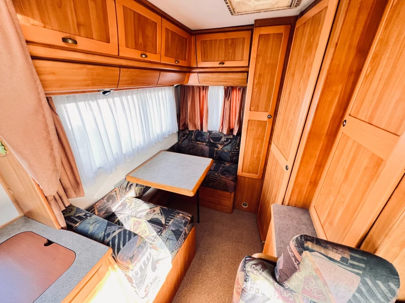 Кемпер HYMER / ERIBA, снимка 8 - Каравани и кемпери - 49437935