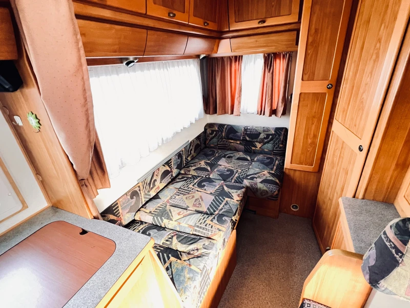 Кемпер HYMER / ERIBA, снимка 9 - Каравани и кемпери - 49437935