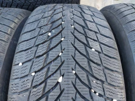 Гуми Зимни 235/55R17, снимка 3