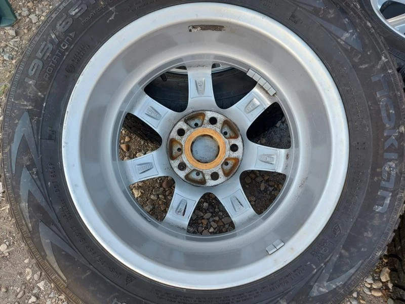 Гуми с джанти Nokian 195/65R15, снимка 6 - Гуми и джанти - 34106930