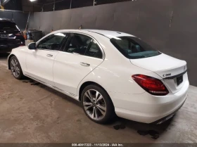 Mercedes-Benz C 300, снимка 4