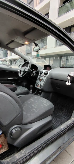 Opel Corsa Facelift - 2550 € / 4987.37 лв. - 79892128 9