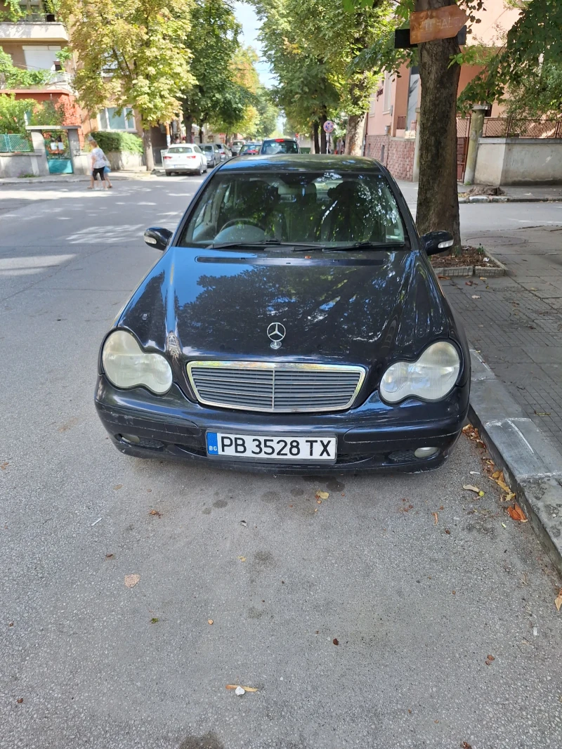 Mercedes-Benz C 220 CDI, снимка 1 - Автомобили и джипове - 47236463