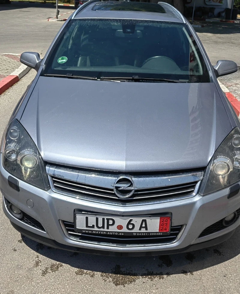 Opel Astra, снимка 1 - Автомобили и джипове - 48772592