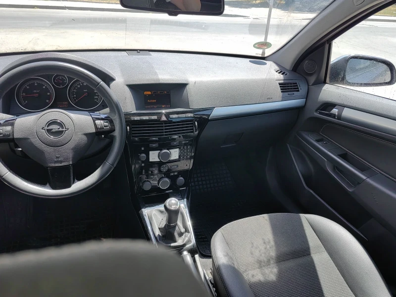 Opel Astra, снимка 5 - Автомобили и джипове - 48772592