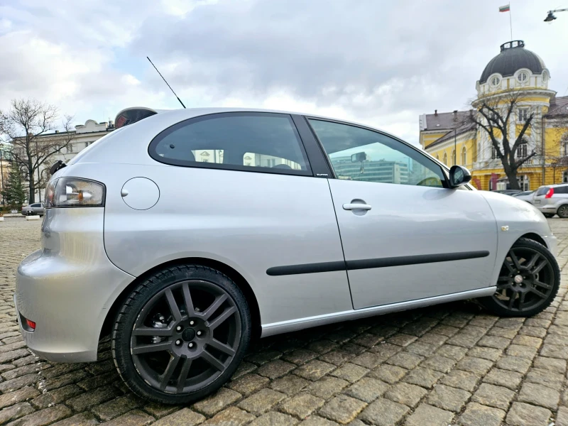 Seat Ibiza Cupra 1.8T, снимка 6 - Автомобили и джипове - 48948153