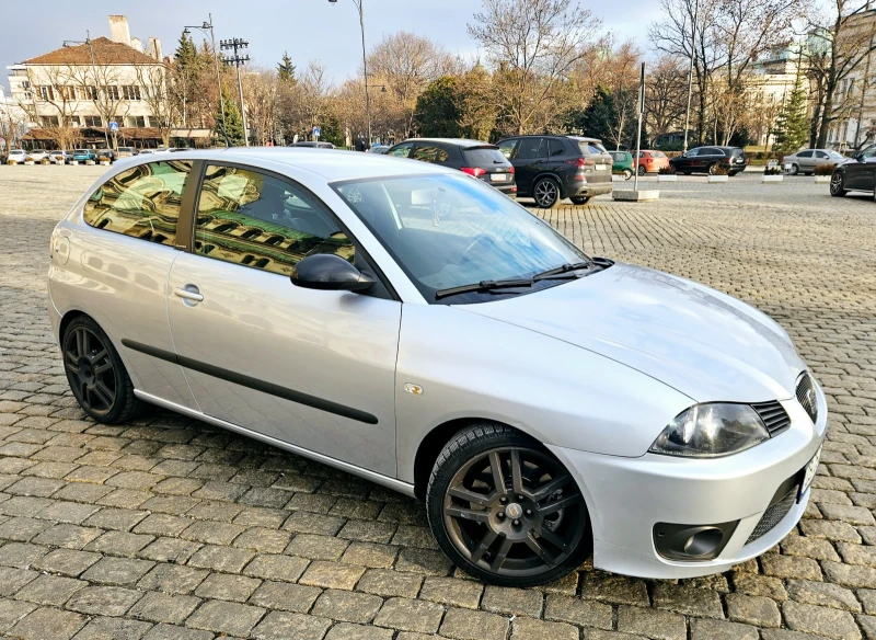 Seat Ibiza Cupra 1.8T, снимка 3 - Автомобили и джипове - 48948153