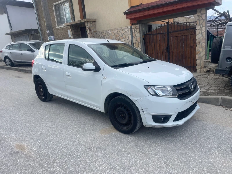 Dacia Sandero 1.5i * * * 104000* * * km Klima, снимка 1 - Автомобили и джипове - 49223836