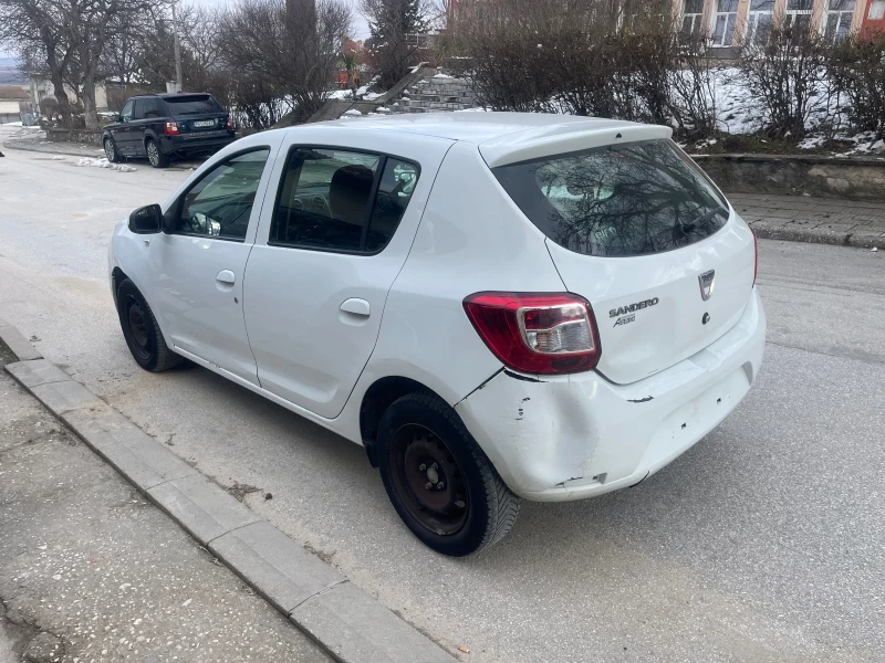 Dacia Sandero 1.5i * * * 104000* * * km Klima, снимка 7 - Автомобили и джипове - 49223836