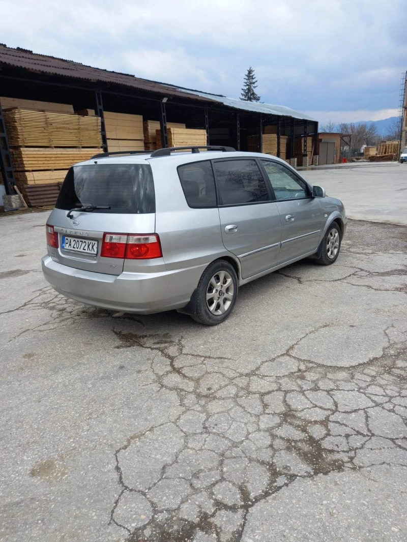 Kia Carens, снимка 5 - Автомобили и джипове - 49375570