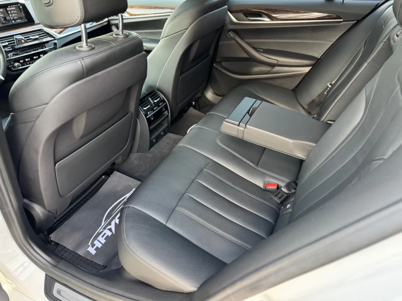 BMW 530 d= xDrive= M-performance= Facelift= Keyless Go= Ка, снимка 14 - Автомобили и джипове - 51700759