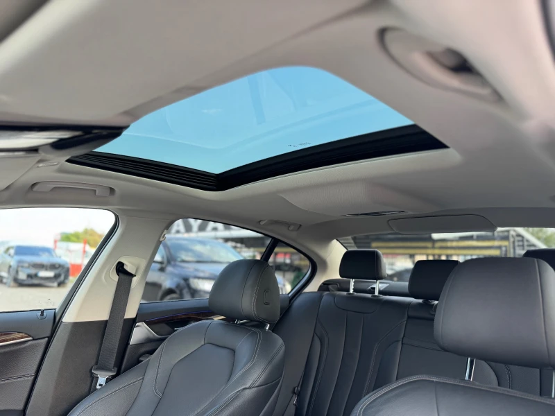 BMW 530 d= xDrive= M-performance= Facelift= Keyless Go= Ка, снимка 15 - Автомобили и джипове - 51700759