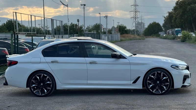 BMW 530 d= xDrive= M-performance= Facelift= Keyless Go= Ка, снимка 4 - Автомобили и джипове - 51700759