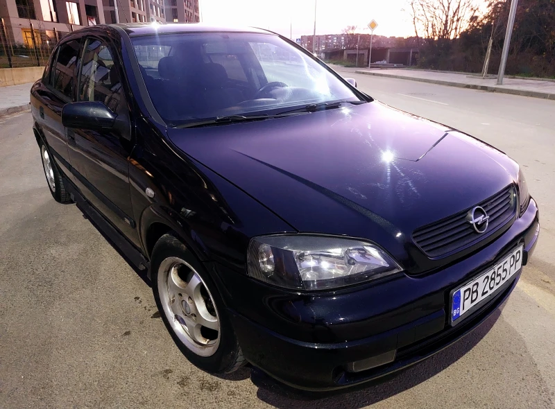 Opel Astra 1.6, снимка 5 - Автомобили и джипове - 52756235