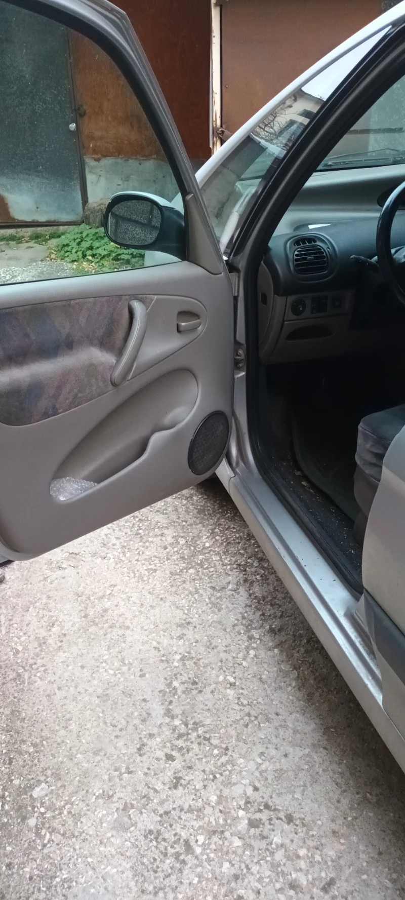 Citroen Xsara picasso, снимка 8 - Автомобили и джипове - 52767406