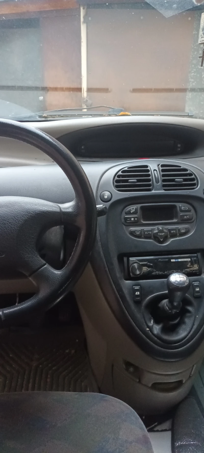 Citroen Xsara picasso, снимка 9 - Автомобили и джипове - 52767406