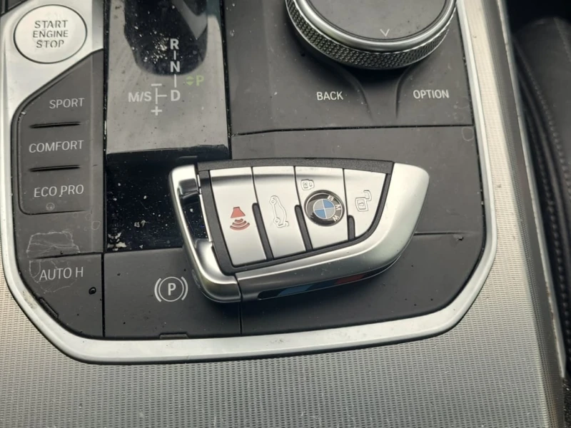 BMW 330 * 330I XDRIVE * CARFAX * ЦЕНА ДО БГ, снимка 8 - Автомобили и джипове - 52878883