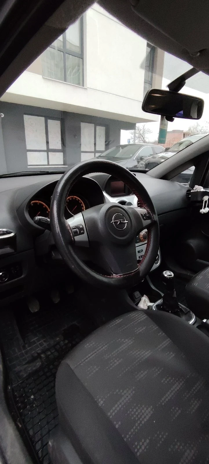 Opel Corsa Facelift, снимка 11 - Автомобили и джипове - 53323074