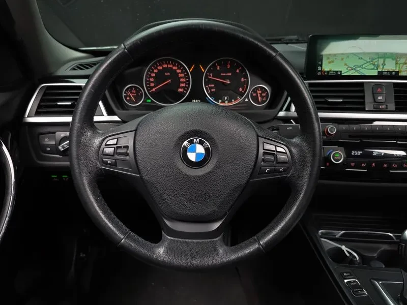 BMW 320, снимка 13 - Автомобили и джипове - 54593085