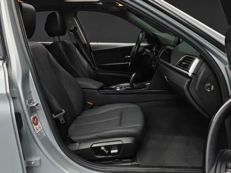 BMW 320, снимка 11 - Автомобили и джипове - 54593085