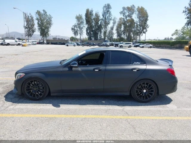 Mercedes-Benz C 300 4MATIC !AMG 63 PACK! /BURMESTER/!УНИКАТ!, снимка 14 - Автомобили и джипове - 54974385