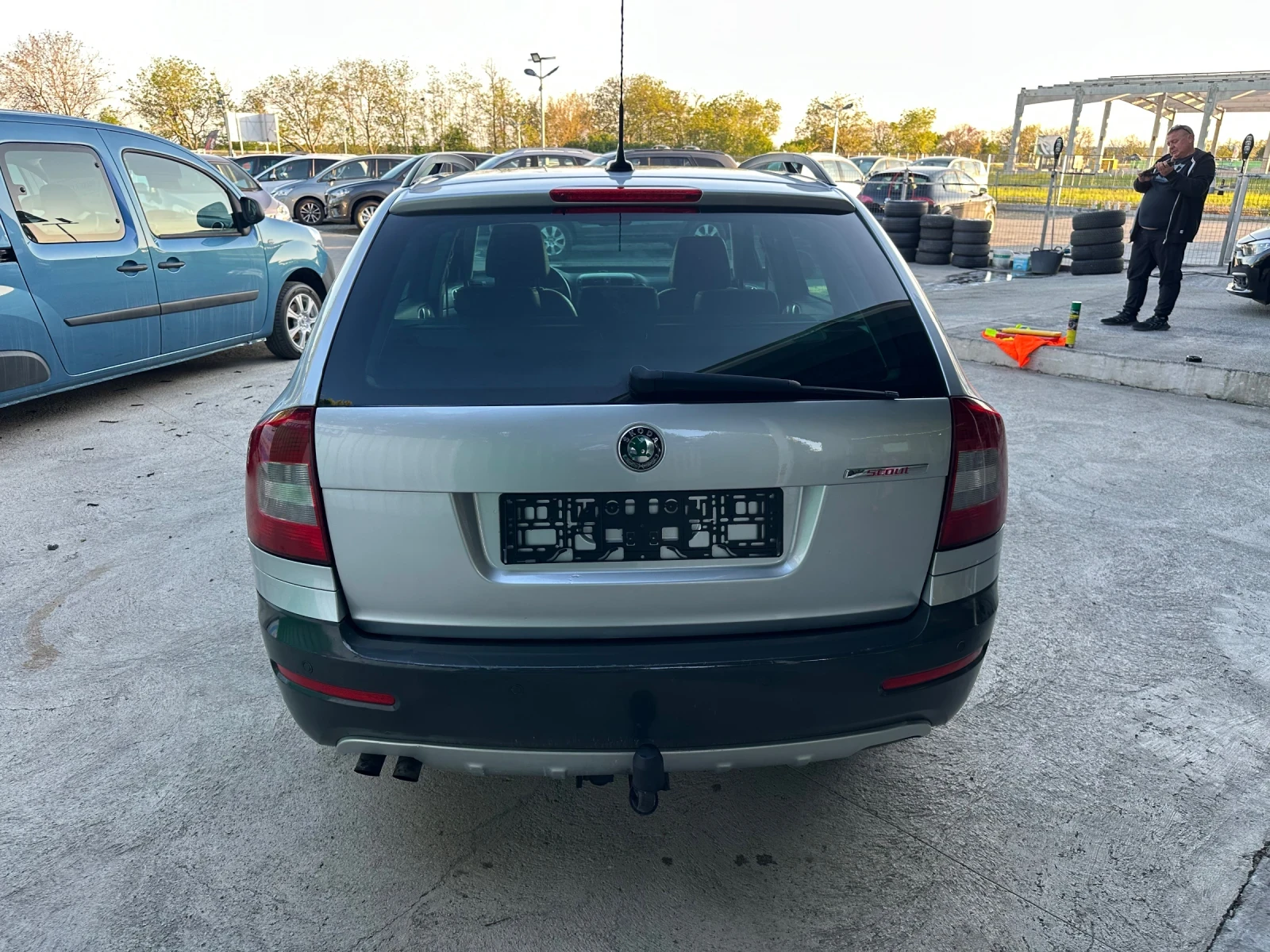 Skoda Octavia 6 скорости 4х4 кожа теглич - изображение 6